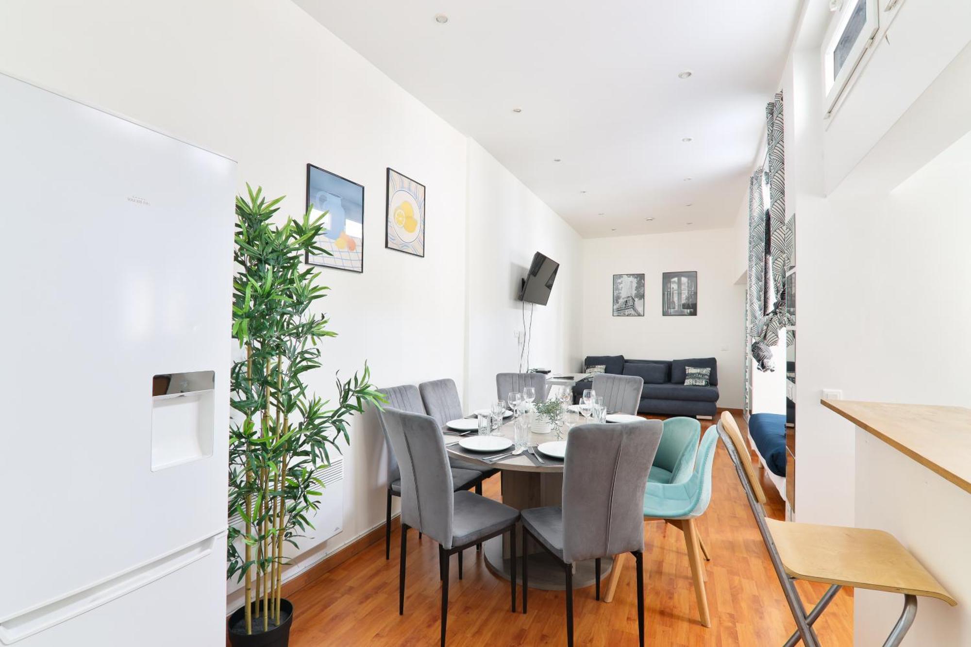 Quartier Musee Du Louvre 2 Free Netflix Paris